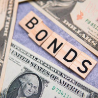 Варианты простых валютных вложений без санкционного риска на МосБирже