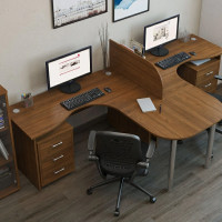 Как подобрать размер офисного стола для продуктивной работы