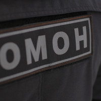 При силовой поддержке ОМОН Росгвардии полицейские Казани выявили нарушителей миграционного законодательства