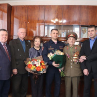 В Самаре торжественно отметили 99-летие ветерана Росгвардии