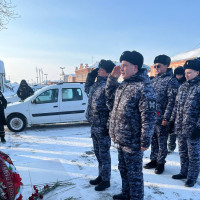 В Буинске росгвардейцы приняли участие в митинге, посвященном памяти милиционеров, погибших при исполнении служебных обязанностей