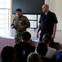 В Херсонской области правоохранители провели для школьников урок по противодействию экстремизму и терроризму