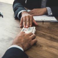 Как занять деньги у инвестора и сохранить контроль над бизнесом