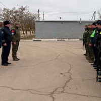 В Херсонской области росгвардейцы оказали силовую поддержку полицейским при проведении профилактического рейда