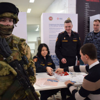 В Казани представители Росгвардии приняли участие в ярмарке вакансий для участников военной спецоперации