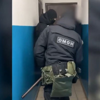 При содействии спецназа Росгвардии задержаны трое подозреваемых в незаконных операциях с банковскими картами в Татарстане