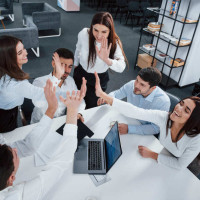 Сила внутренних коммуникаций: как держать команду на одной волне