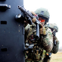 В Херсонской области при силовой поддержке спецназа Росгвардии  задержаны подозреваемые в убийстве