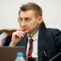 Личный бренд в медиа: как эксперту по политике получить 9 публикаций в СМИ без бюджета