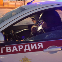 В Казани росгвардейцы и полицейские «по горячим следам» задержали подозреваемого в краже из сетевого гипермаркета