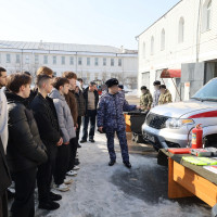 В казанском полку Росгвардии в канун 10-летия ведомства будущим призывникам рассказали о военной службе