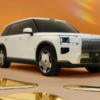 Продажи Zeekr в России взлетели на 127%: гибридный флагман 9X перезапустил интерес к бренду