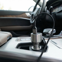 Автомобильные зарядки: маржинальный сегмент для ритейла 2026