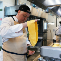 Почему карбонара из одного рецепта дома и в ресторане — это разные блюда