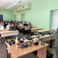 Сотрудники СОБР «Омега» провели для студентов СГСПУ занятия в рамках акции «Дни Росгвардии»