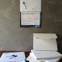 Практичный и необычный корпоративный календарь Пиши-Стирай