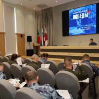 В Казани военнослужащие и сотрудники Росгвардии написали «Диктант Победы»