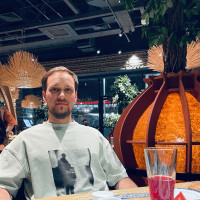 Как выбрать целевой сегмент и не слить бюджет: критерии, ошибки и глубинная аналитика