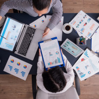 Как с нуля выстроить рекламу, которая стабильно приводит клиентов: опыт Demis Group