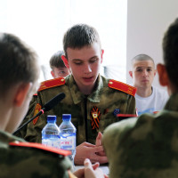 Росгвардейцы организовали тематический круглый стол в Херсонской области