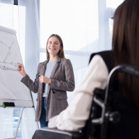 Потратили бюджет на тренинг по продажам, а конверсия не сдвинулась: разбираем 5 причин и собираем рабочую систему