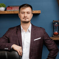 Платежный стикер: что это такое, как работает и куда его клеить