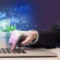 От CPU-майнинга до игровой экосистемы: обзор российского проекта Hmine