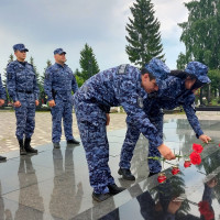 В подразделениях вневедомственной охраной Росгвардии в Татарстане почтили память героев Великой Отечественной войны