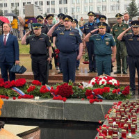 В Самаре начальник регионального Управления Росгвардии принял участие в памятных мероприятиях, посвященных Дню памяти и скорби