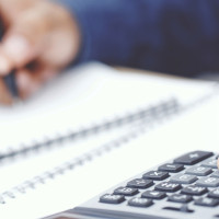 Как происходит списание налоговой задолженности: легальные основания