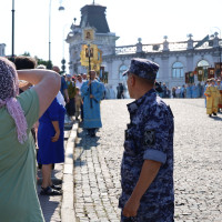 В Казани Росгвардия приняла участие в обеспечении безопасности крестного хода и освящения храма