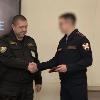 Ведомственной награды Росгвардии удостоен охранник вуза в Запорожской области