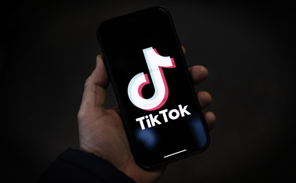 Spark_news: Операция по  &laquo;спасению&raquo; TikTok: в США китайскую соцсеть могут передать Oracle