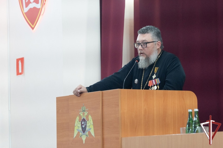 УФСВНГ по СО: Росгвардейцы Приволжского округа встретились со священнослужителями Русской Православной Церкви