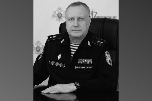Росгвардия Херсонская область: Росгвардия выражает соболезнования в связи с кончиной генерал-лейтенанта полиции Александра Грищенко