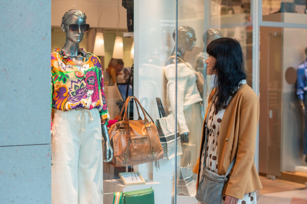 HINT: Как превратить высокий чек из барьера в триггер покупки: опыт брендов