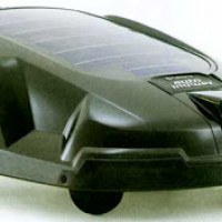 Робот-газонокосильщик на солнечной энергии