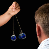 Обучение гипнозу: почему это все равно не поможет?