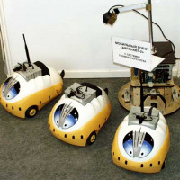 О выделенной полосе для беспилотных электромобилей за счет автомашин с ДВС