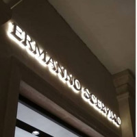 Световые буквы в наружной рекламе