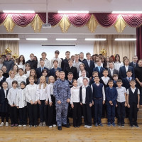 В Башкирии сотрудник Росгвардии провел урок мужества для школьников