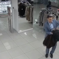 Оперативниками Красносельского района столицы задержан подозреваемый в краже шубы