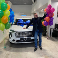 Житель Московской области выиграл автомобиль в акции «пакет всего от Яндекс Плюса в Перекрёстке»