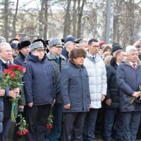 Начальник Управления Росгвардии по Республике Башкортостан генерал-майор полиции Александр Бурдо принял участие в открытии памятника первому Президенту республики Муртазе Губайдулловичу Рахимову