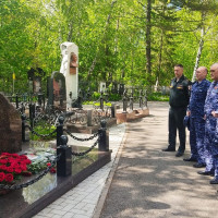 В Уфе почтили память генерал-лейтенанта Артура Ахметханова