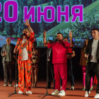 Тополиный пух, жара, июнь: премьера фильма «Тур с Иванушками» состоялась в Москве