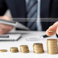 В России объем портфеля срочных вкладов в банках вырос до 1,1 триллиона рублей