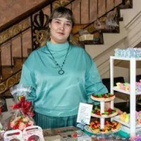 Творчество и бизнес: рукодельница из ВКО построила уникальную модель, объединившую мастеров hand made