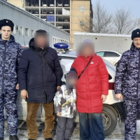 Сотрудники Росгвардии нашли и вернули потерявшегося ребенка в Омске