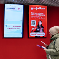 Почему важно проверять креативы перед запуском indoor-рекламы?